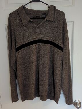 Men's Brown V-Neck Sweater